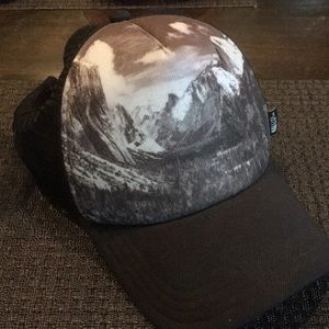 Meet your Posher, Adrian